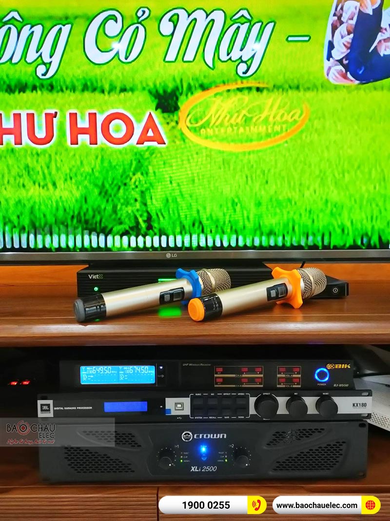 Dàn karaoke gia đình anh Mạnh
