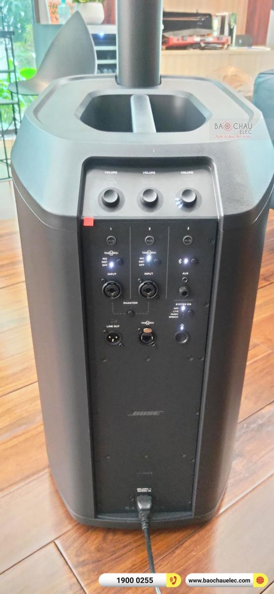 D&agrave;n karaoke loa bose di động anh Quang 
