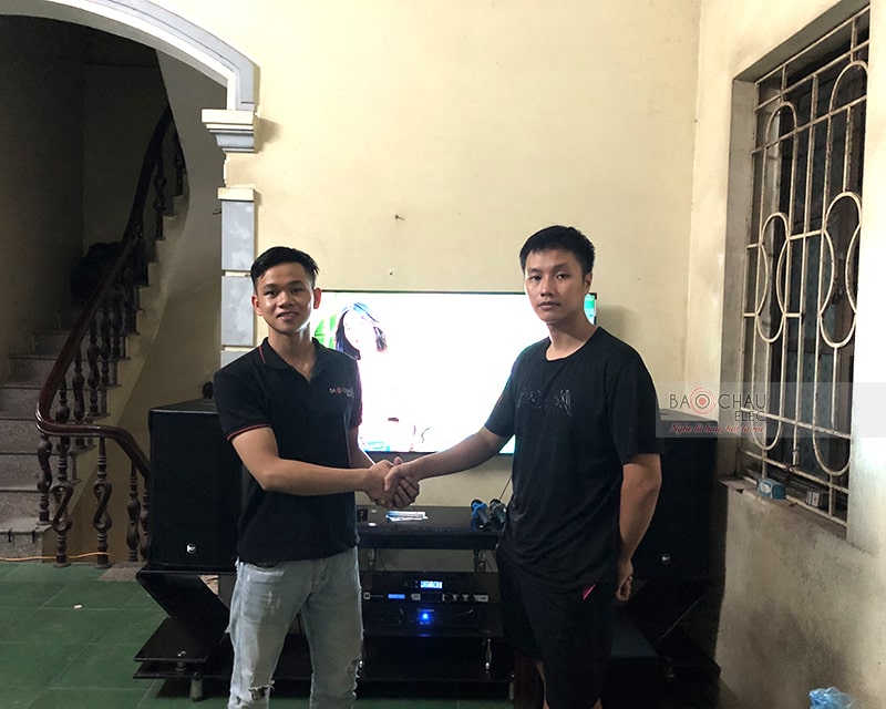 D&agrave;n karaoke cao cấp gia đ&igrave;nh anh B&aacute;ch ở Thường T&iacute;n h5