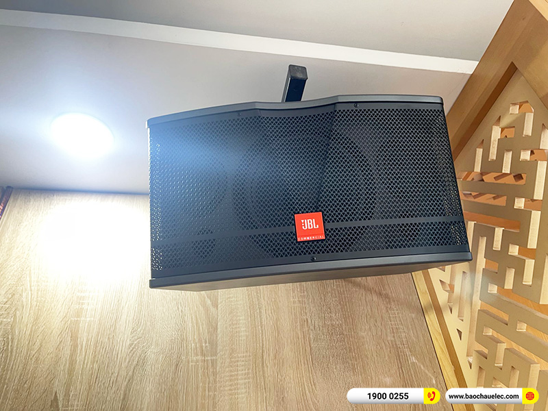 Lắp đặt dàn karaoke trị giá khoảng 20 triệu cho anh Cường tại Hà Nội (JBL CV1852T, BKSound DKA 6500) 