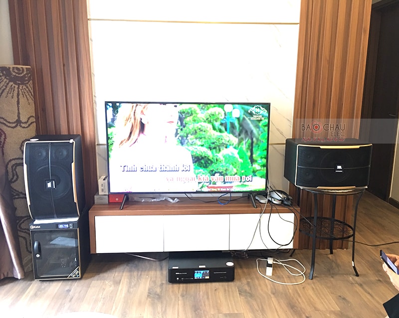 Dàn karaoke gia đình chị Mai ở ngoại giao đoàn, Hà Nội h6