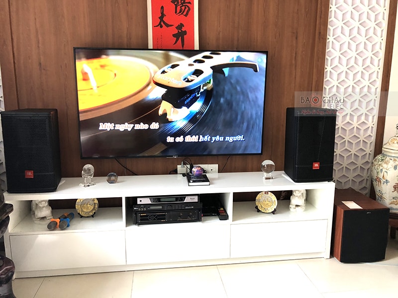 Dàn karaoke gia đình anh Tuấn ở Vinhome Thăng Long h5