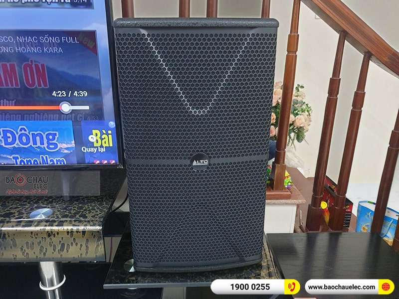 Dàn karaoke gia đình anh Bắc