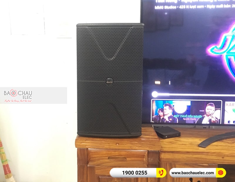 Dàn karaoke gia đình anh Bảy