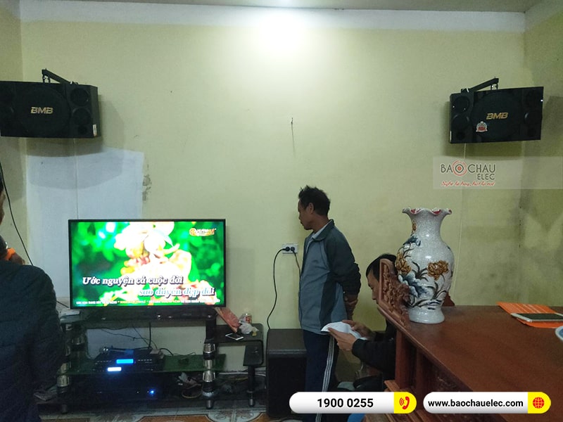 Dàn karaoke gia đình anh Chiến