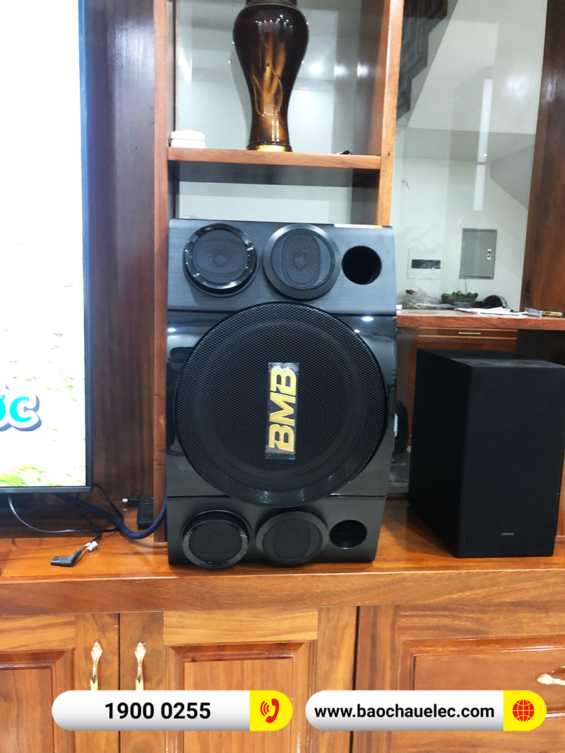 Dàn karaoke gia đình anh Cường 