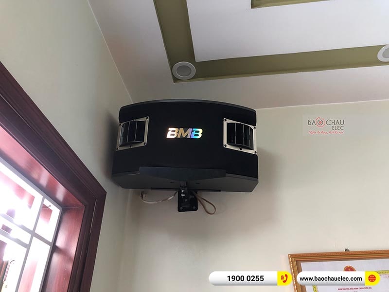 Dàn karaoke gia đình anh Dũng