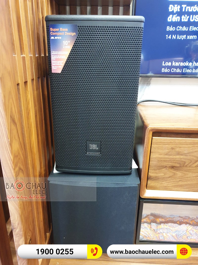 Dàn karaoke gia đình anh Hải
