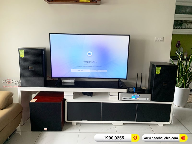 Dàn karaoke gia đình anh Hảo