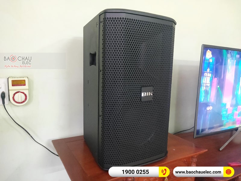 Dàn karaoke gia đình anh Hiếu