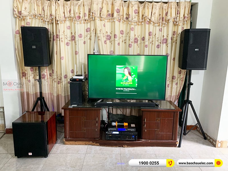 Dàn karaoke gia đình anh Hiếu 