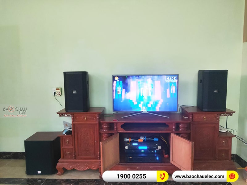Dàn karaoke gia đình anh Hiếu