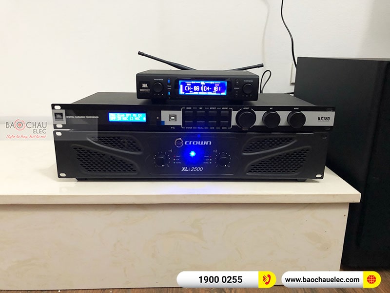 D&agrave;n karaoke gia đ&igrave;nh anh H&ograve;a