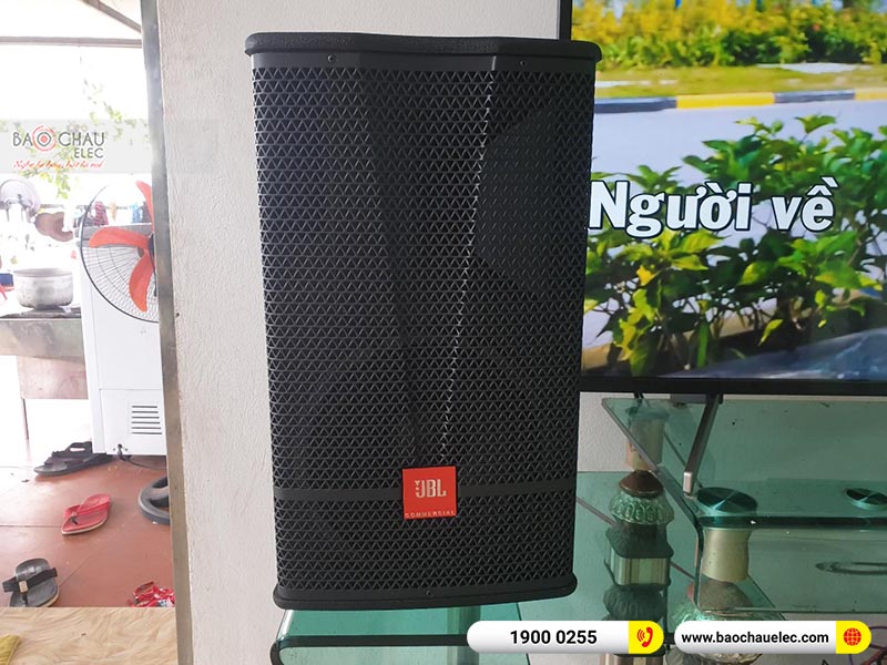 Dàn karaoke gia đình anh Hưng 