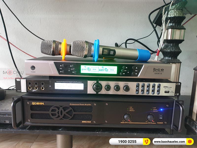 Dàn karaoke gia đình anh Hưng 