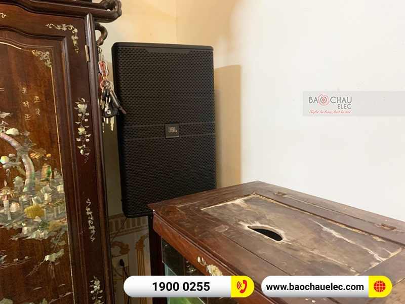 Dàn karaoke gia đình anh Huy