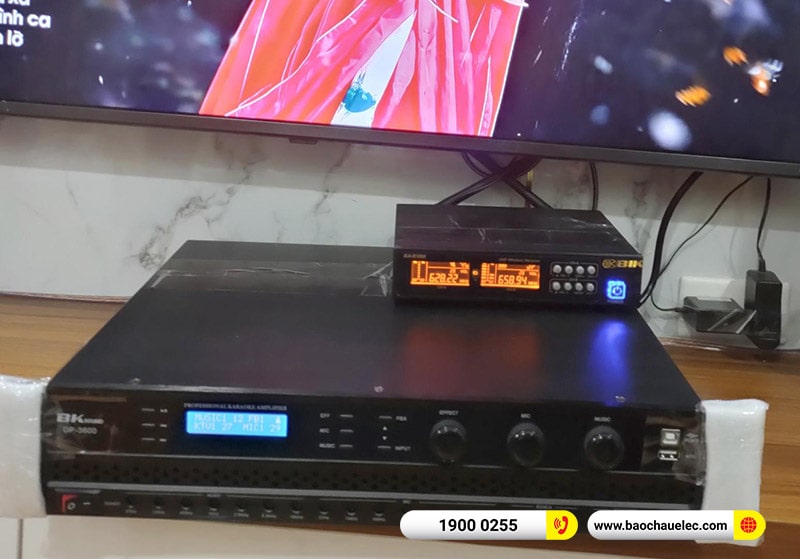 Dàn karaoke gia đình anh Huy