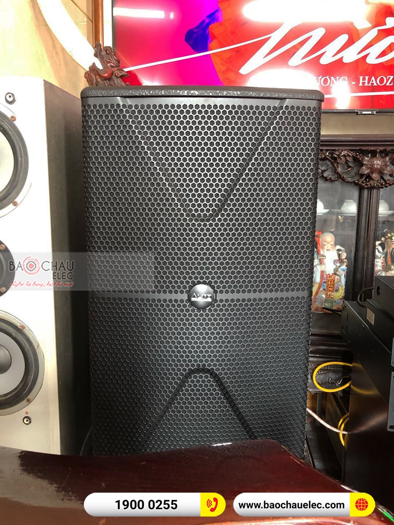 Dàn karaoke gia đình anh Mạnh 