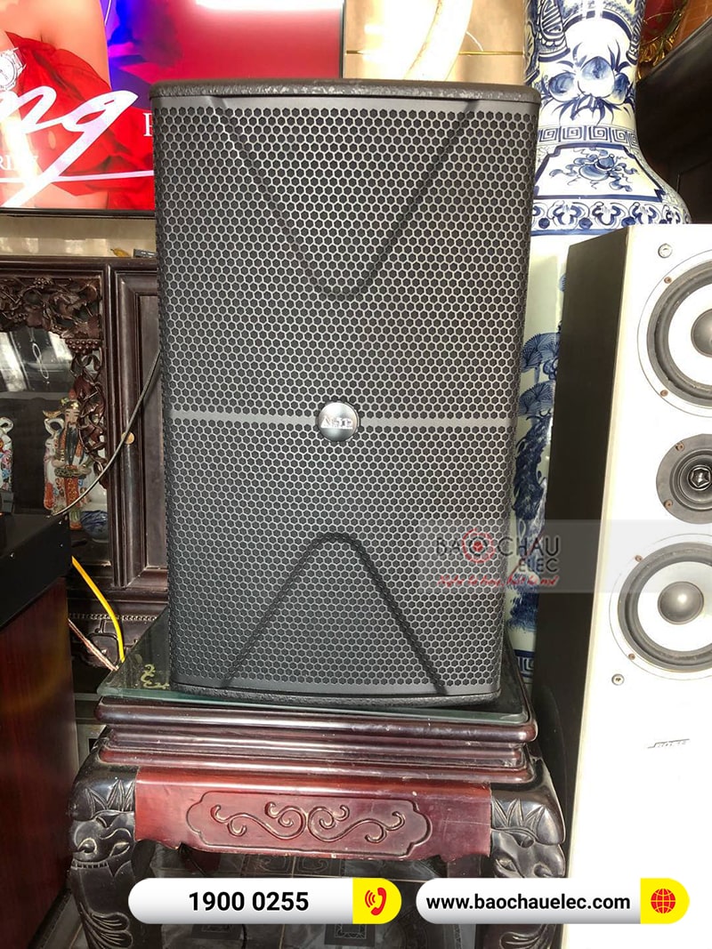 Dàn karaoke gia đình anh Mạnh 