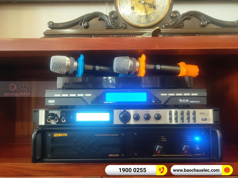 Dàn karaoke gia đình anh Nam