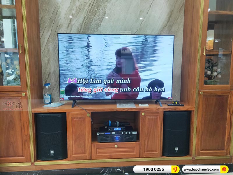 Dàn karaoke gia đình anh Nam