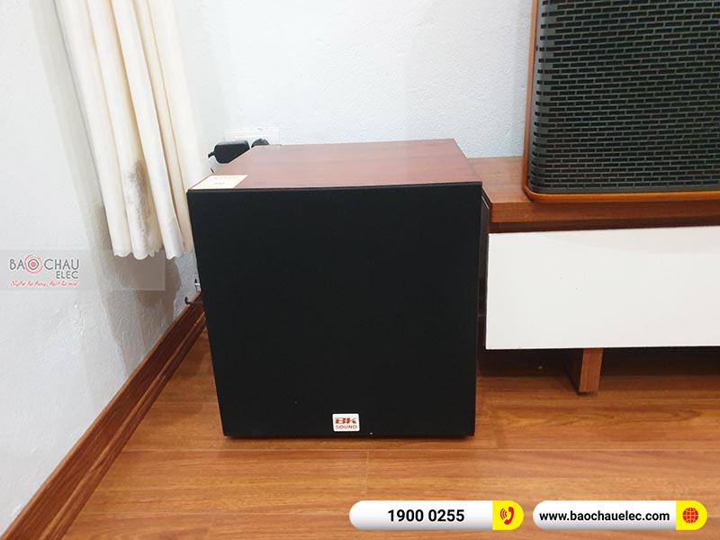 Dàn karaoke gia đình anh Nhật