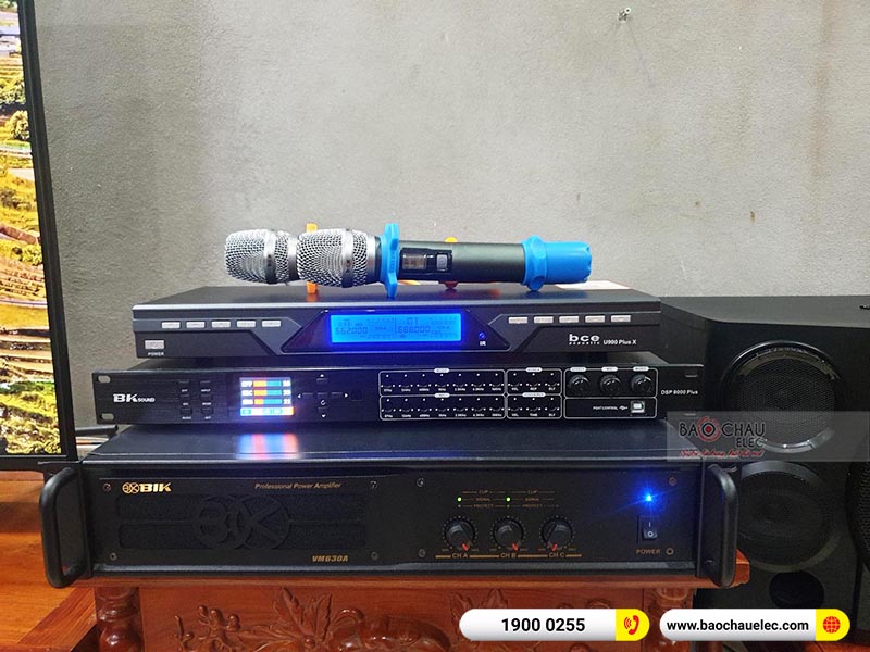 Dàn karaoke gia đình anh Phúc