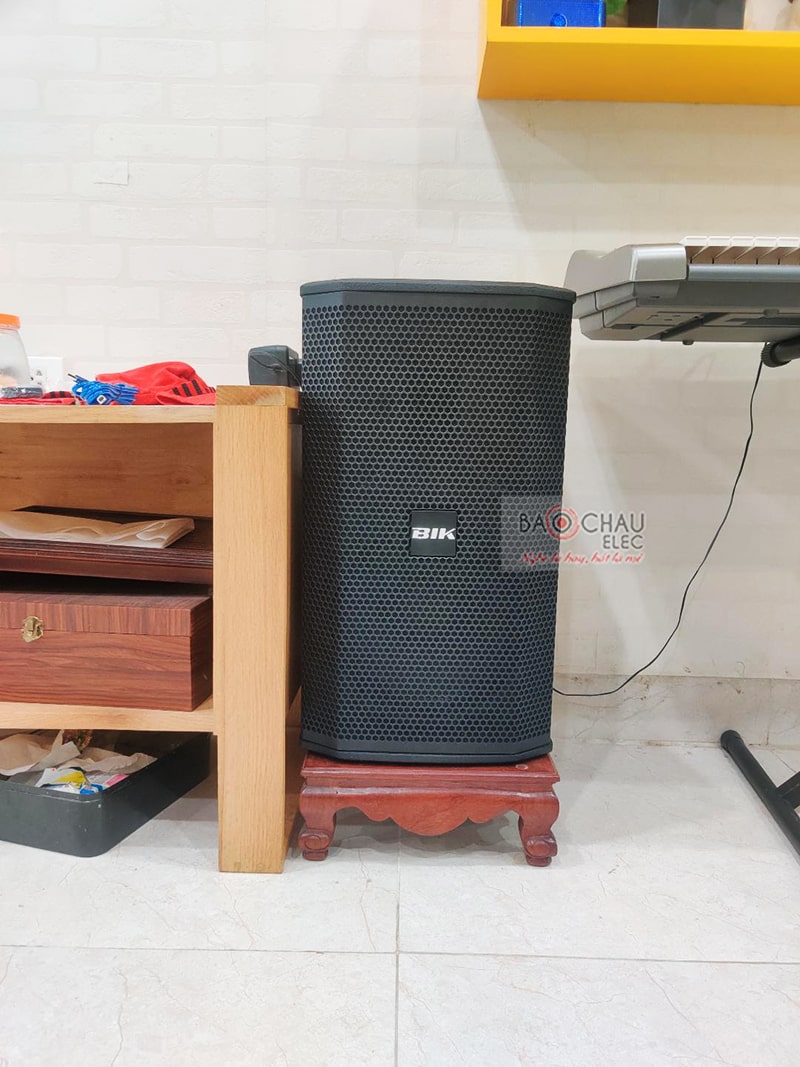 Dàn karaoke gia đình anh Sơn