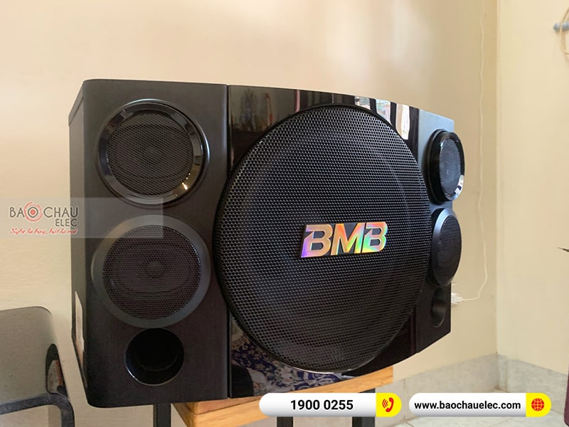 Dàn karaoke gia đình anh Thắng