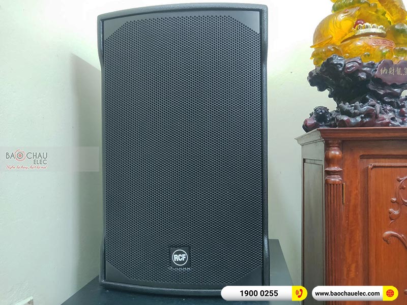 Dàn karaoke gia đình anh Thắng