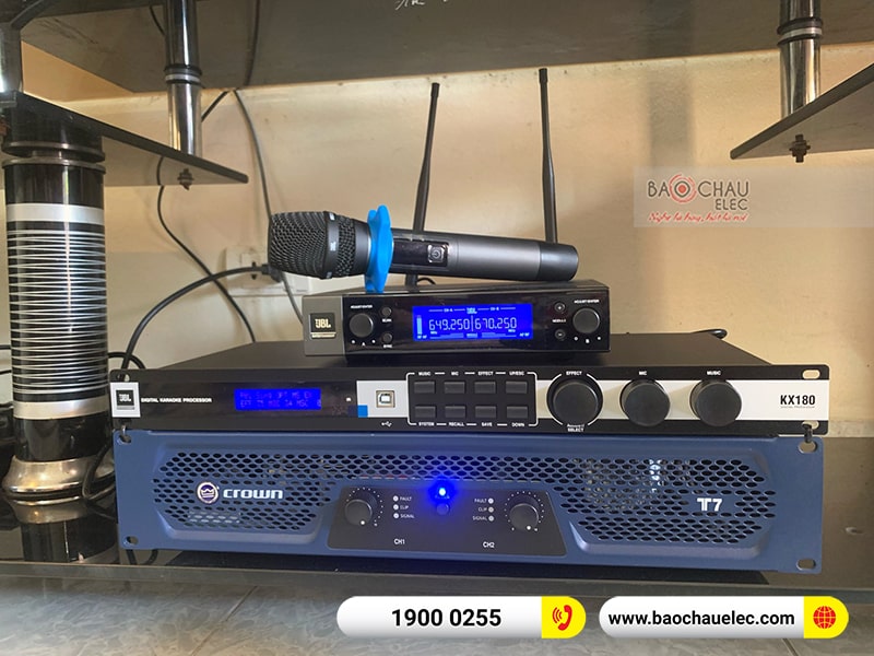 Dàn karaoke gia đình anh Thắng