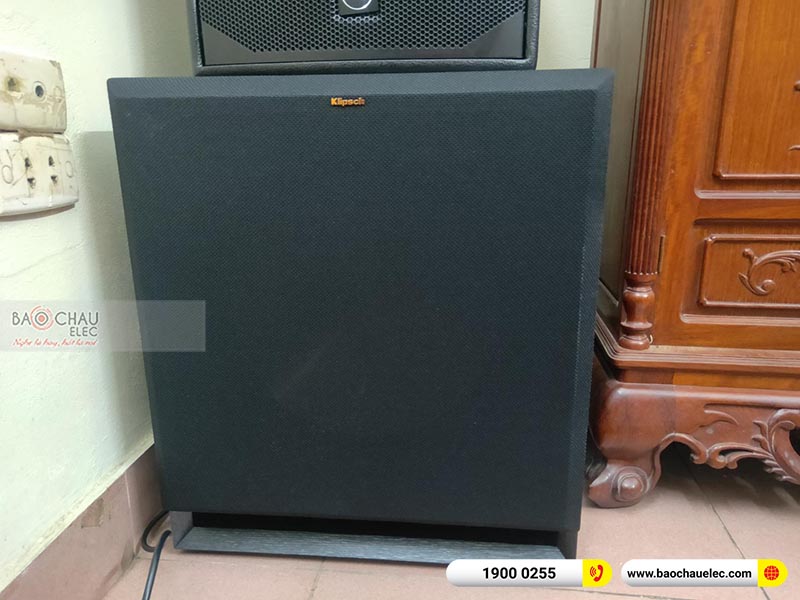 Dàn karaoke gia đình anh Thắng