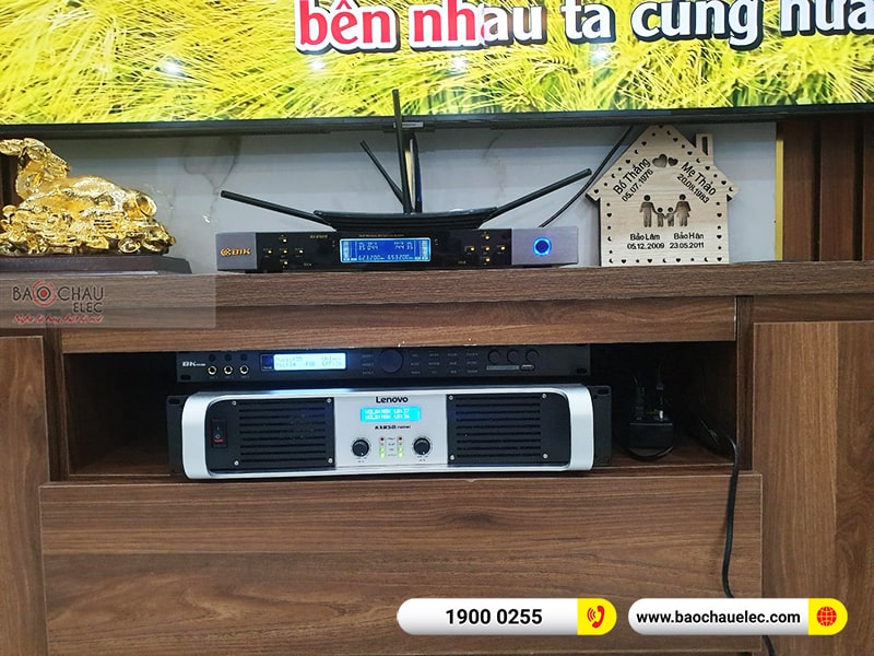 Dàn karaoke gia đình anh Thắng