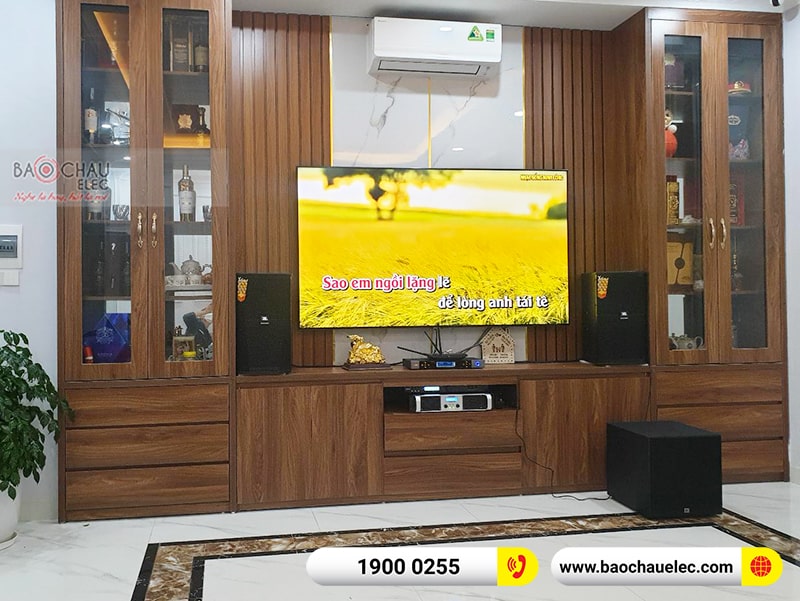 Dàn karaoke gia đình anh Thắng