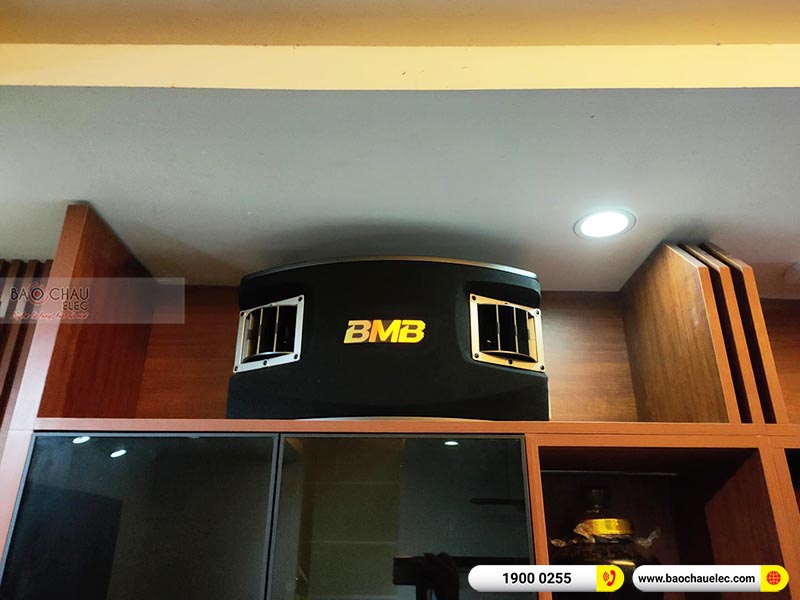Dàn karaoke gia đình anh Thành