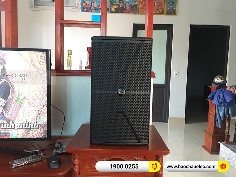 Dàn karaoke gia đình anh Thịnh
