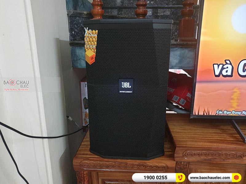 Dàn karaoke gia đình anh Trưởng