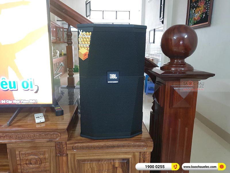 Dàn karaoke gia đình anh Trưởng