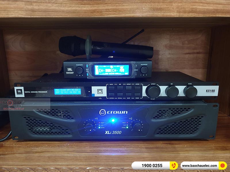 Dàn karaoke gia đình anh Trưởng