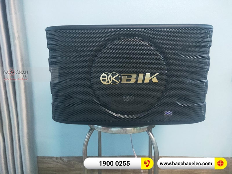 Dàn karaoke gia đình anh Tú