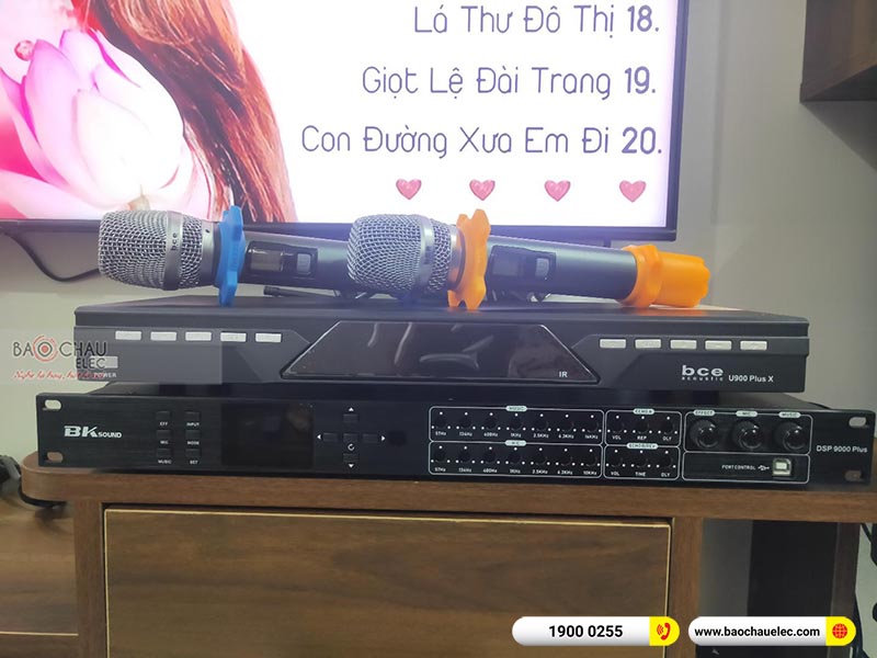 Dàn karaoke gia đình anh Tú