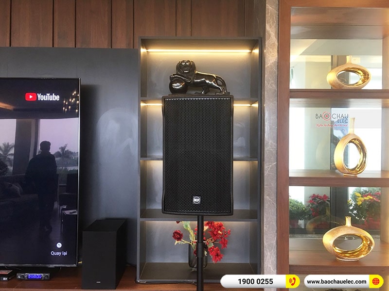 Dàn karaoke gia đình anh Tuấn