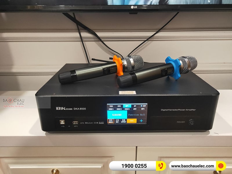 Dàn karaoke gia đình anh Tuấn 