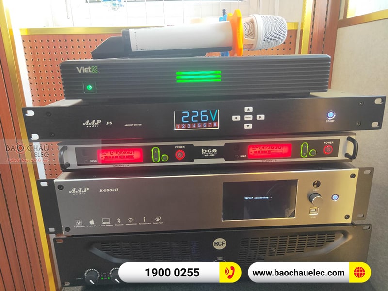 Dàn karaoke anh Tùng