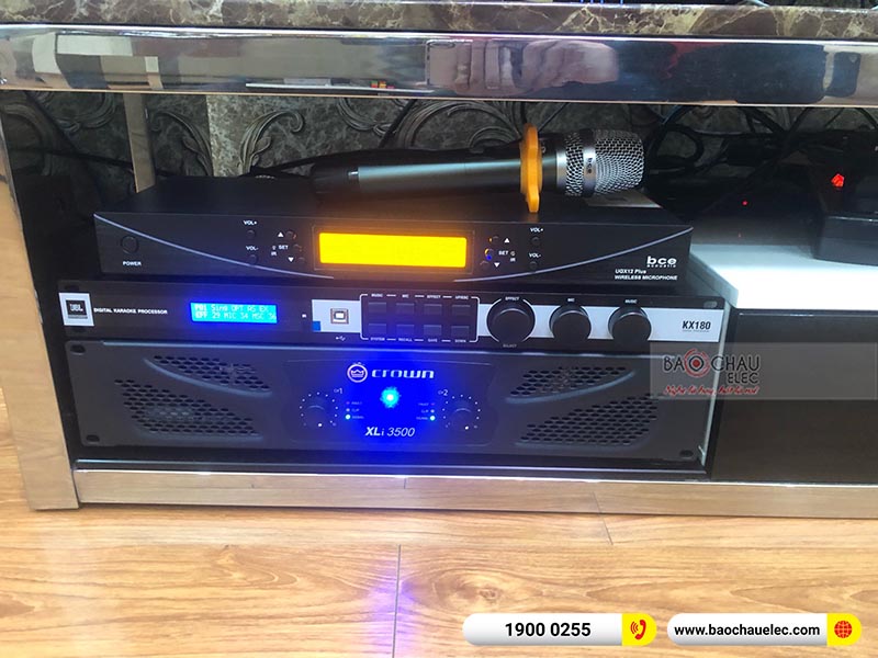 Dàn karaoke gia đình chị Hường