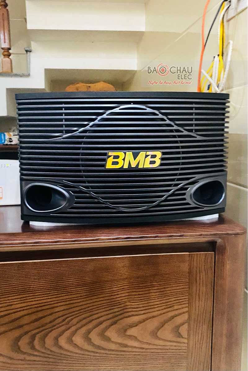 Dàn karaoke gia đình chị Linh 