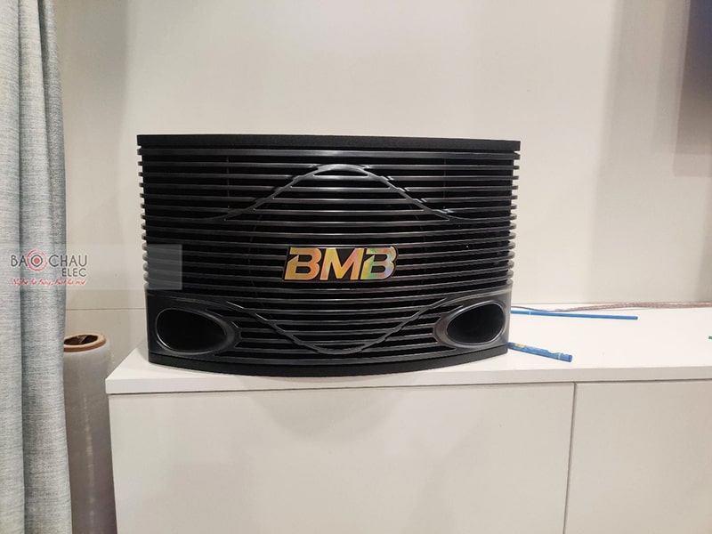 Dàn karaoke gia đình chị Thủy