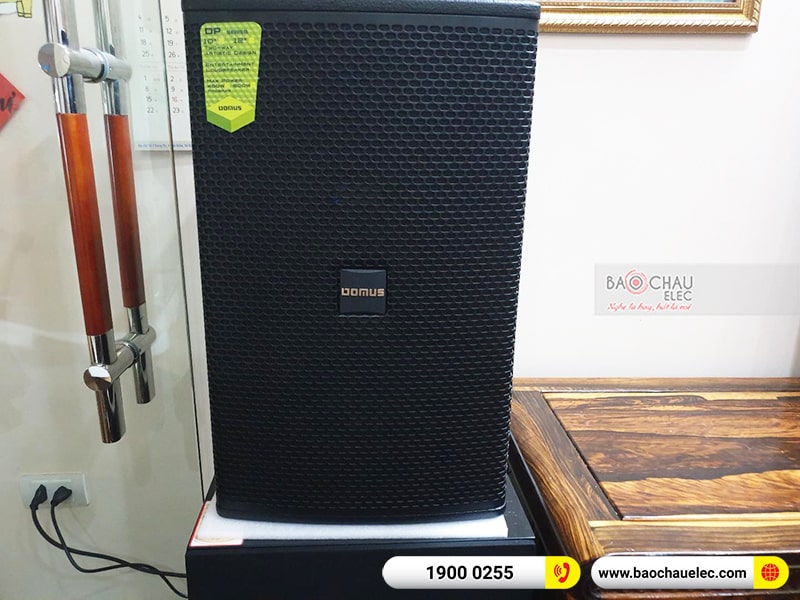 Dàn karaoke gia đình cô Hiền 