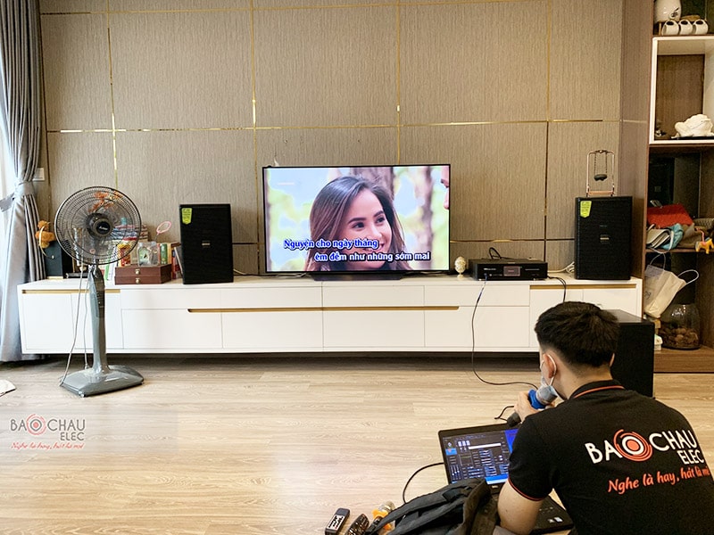 Lắp đặt dàn karaoke gia đình anh Bình