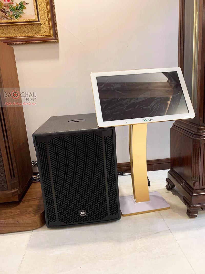 Dàn karaoke gia đình anh Cường h4